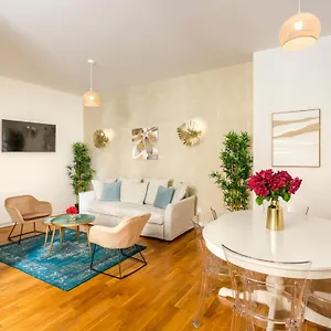 https://cosy-3-bedroom-1-bathroom-champs-elysees.fr-paris.fr